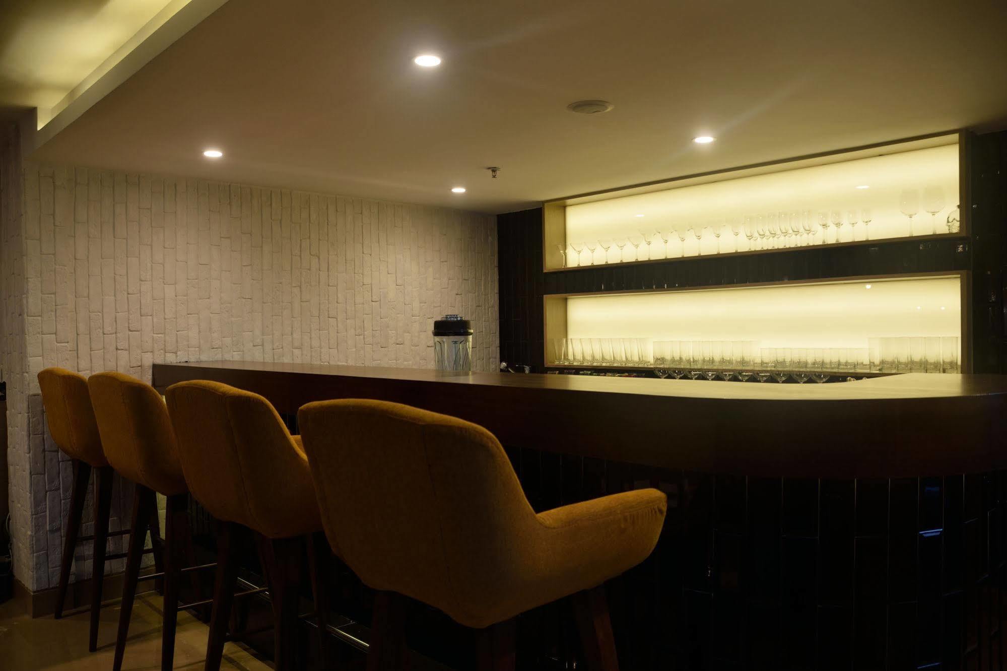 Sarovar Portico Outer Ring Road Bangalore Eksteriør billede